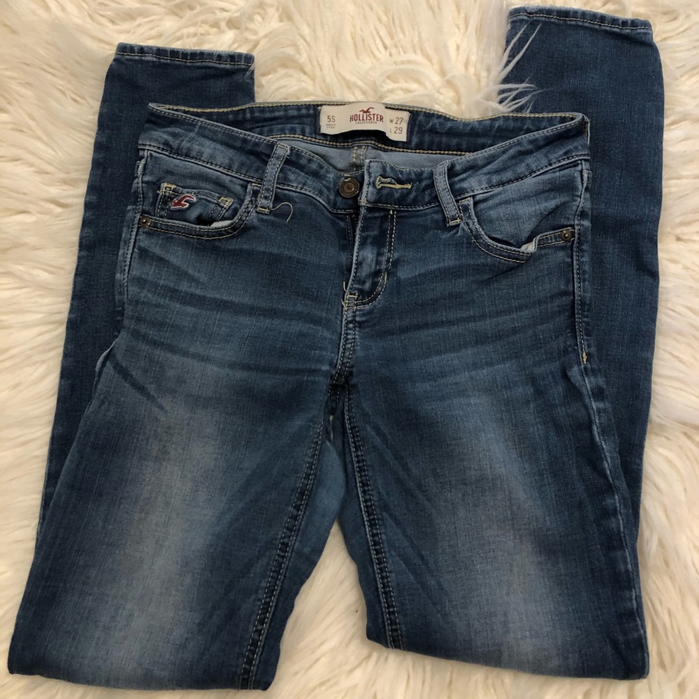 🔵Hollister Jeans! Size 5 Short